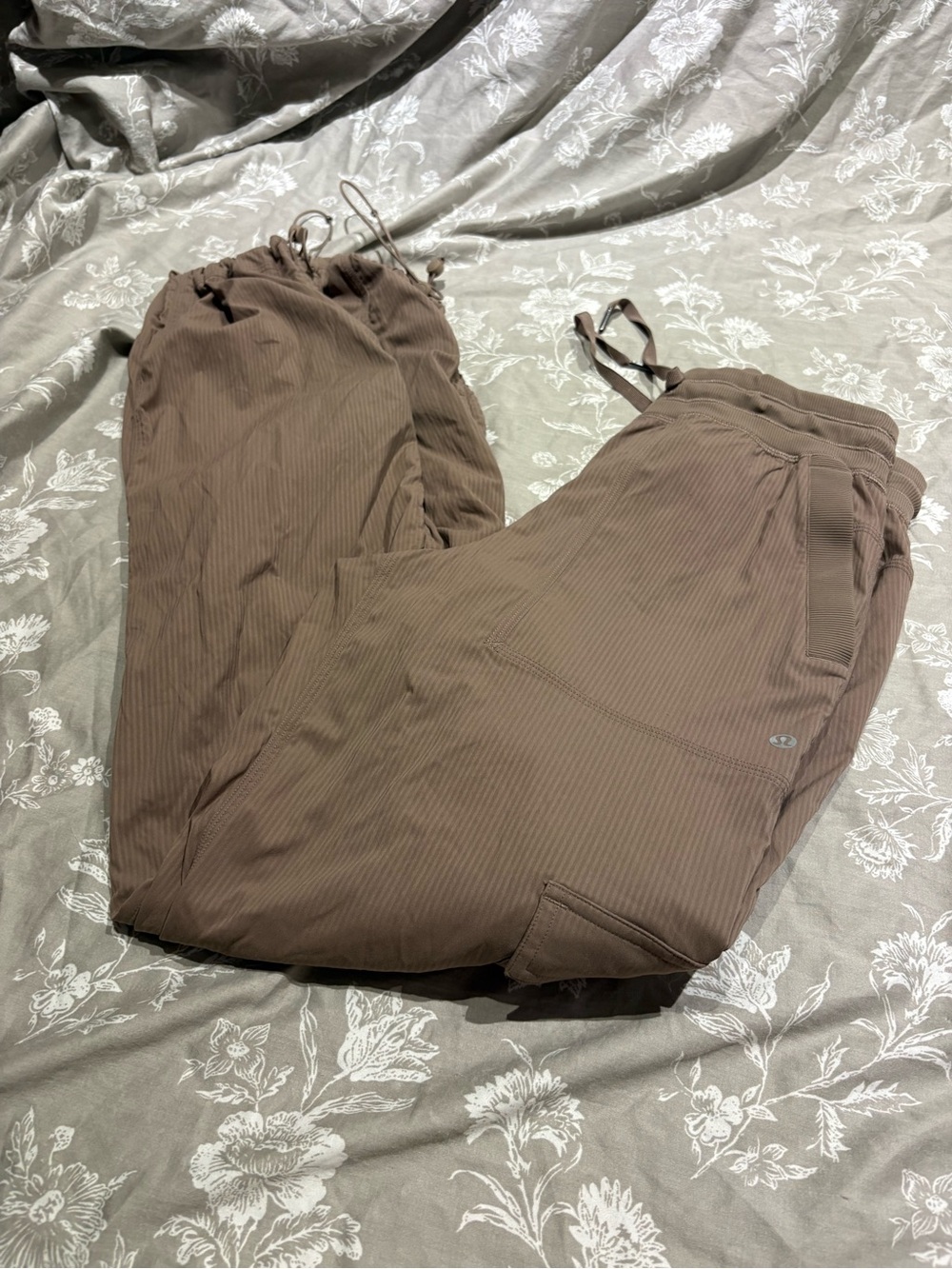 Lululemon dance studio tan brown active pants XS